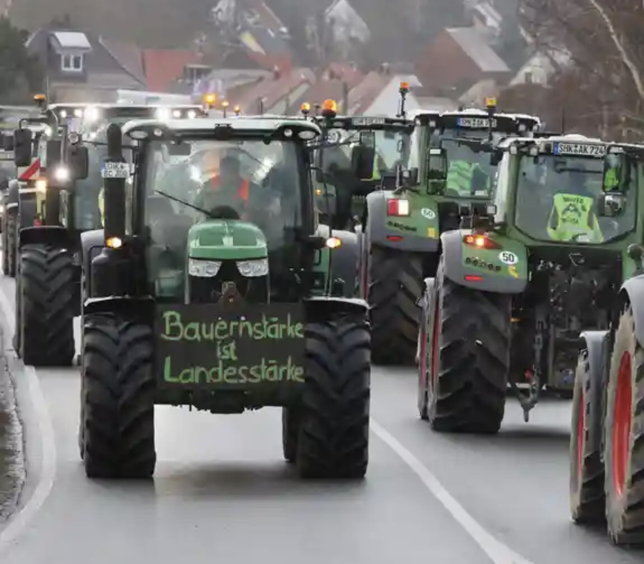 Protesta të mëdha në Gjermani, traktorët bllokojnë rrugët, policia në  gatishmëri – Klan Macedonia